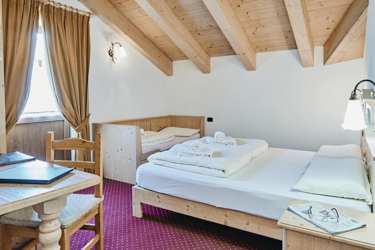 ליביניו Hotel 2000 מראה חיצוני תמונה