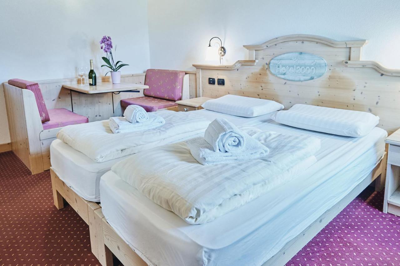 ליביניו Hotel 2000 מראה חיצוני תמונה