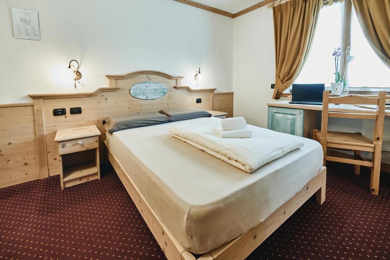 ליביניו Hotel 2000 מראה חיצוני תמונה